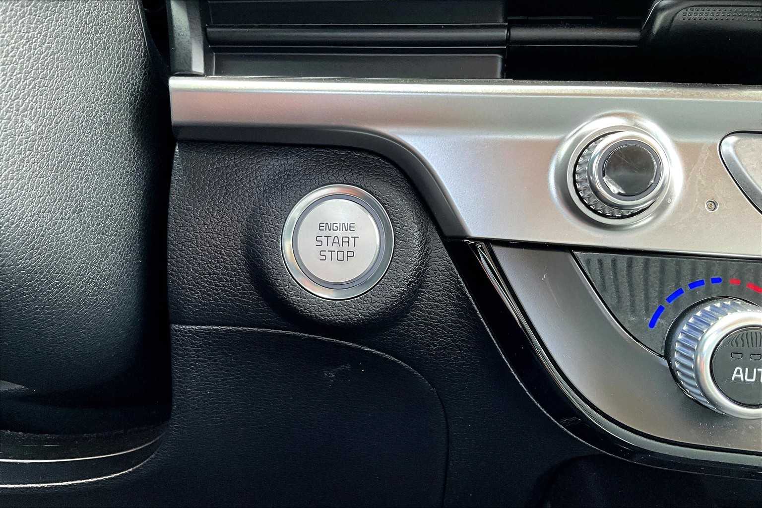 2024 Kia Telluride LX photo 29