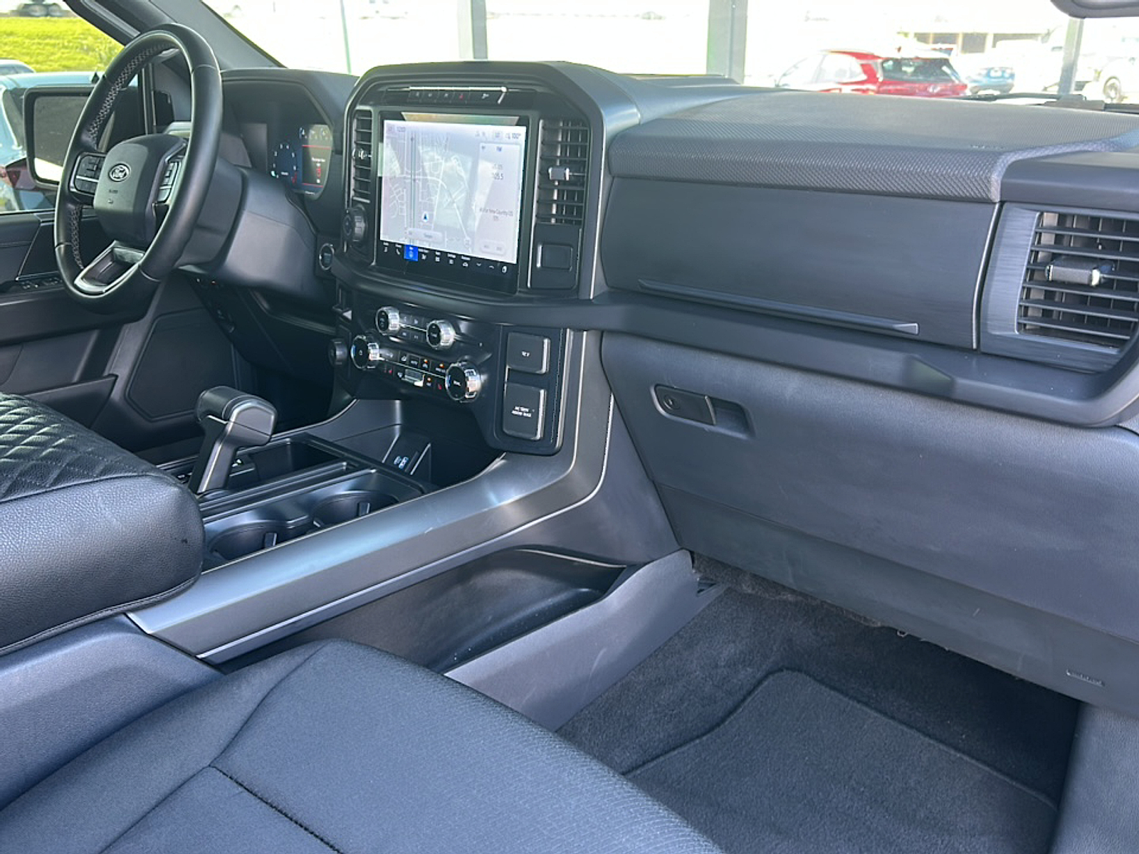 2024 Ford F-150 XLT photo 7