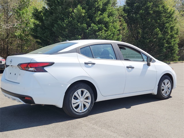 2025 Nissan Versa S photo 3