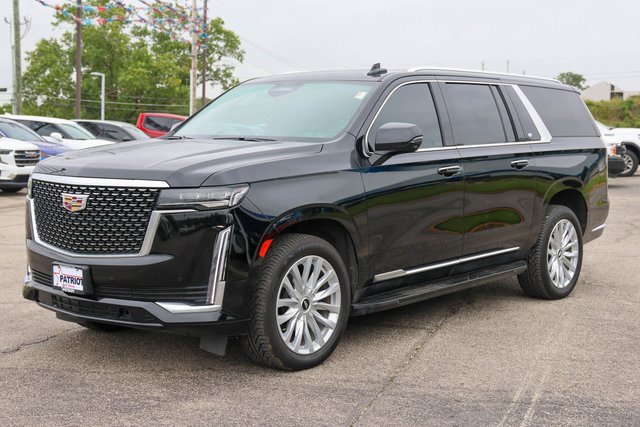 2023 Cadillac Escalade ESV Luxury photo 6
