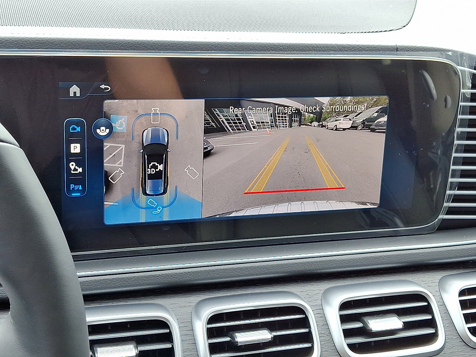 2026 Mercedes Benz GLS 450 4MATIC photo 14
