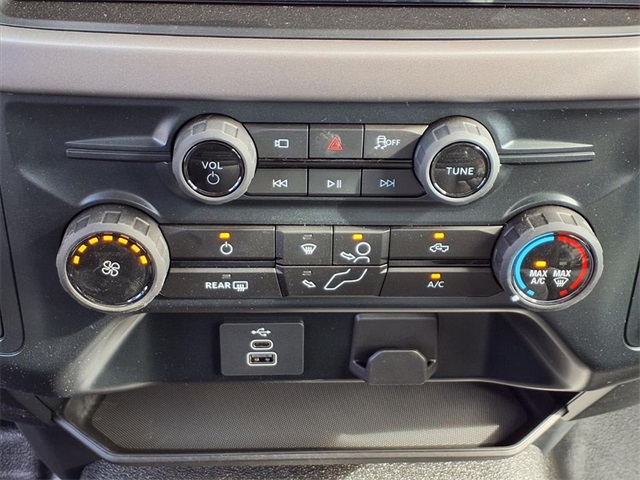 2025 Ford F-150 XL photo 12