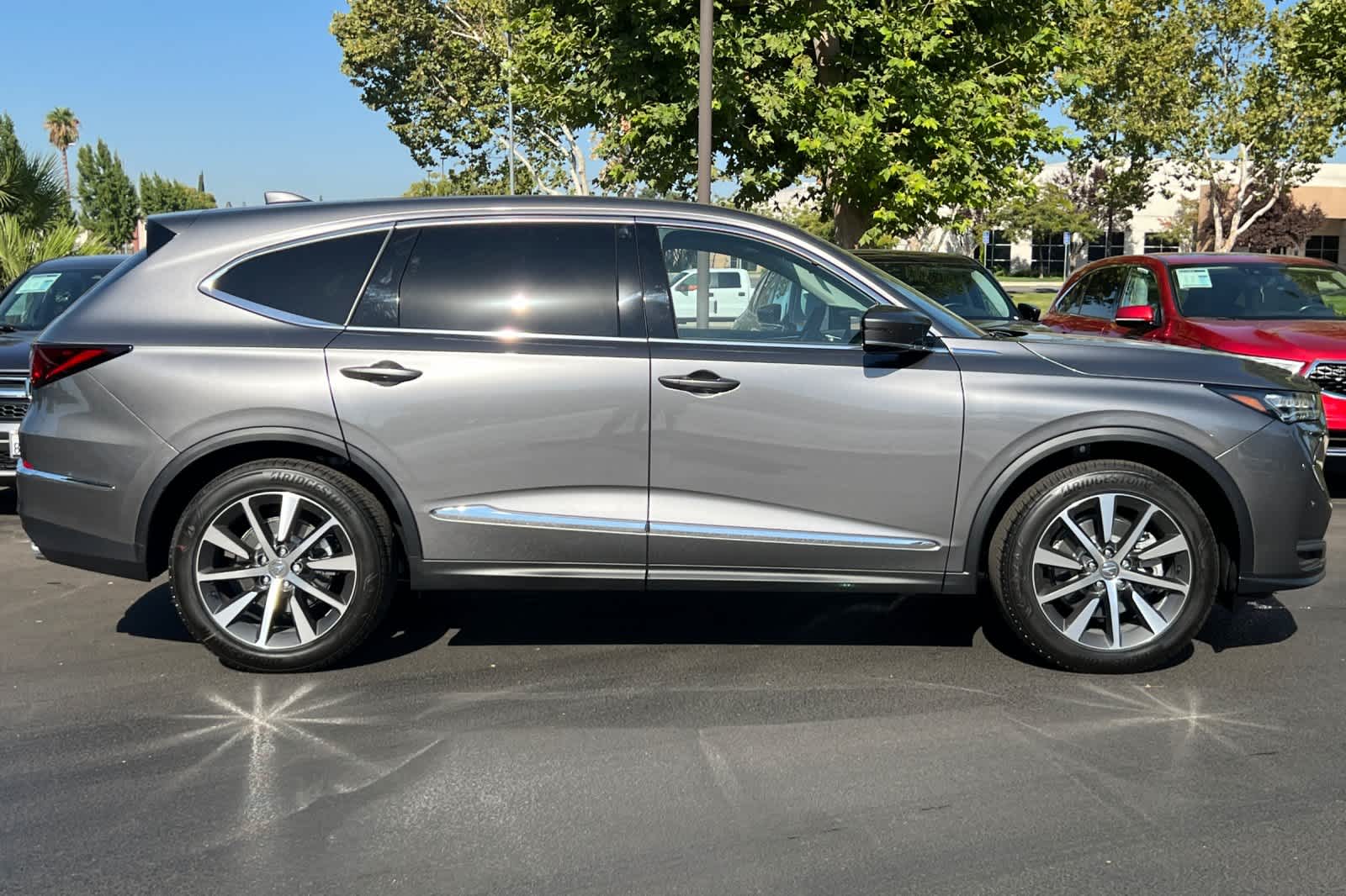 2025 Acura MDX SH-AWD Technology photo 2