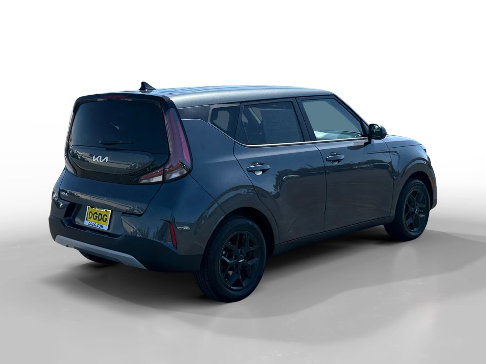 2023 Kia Soul LX photo 2