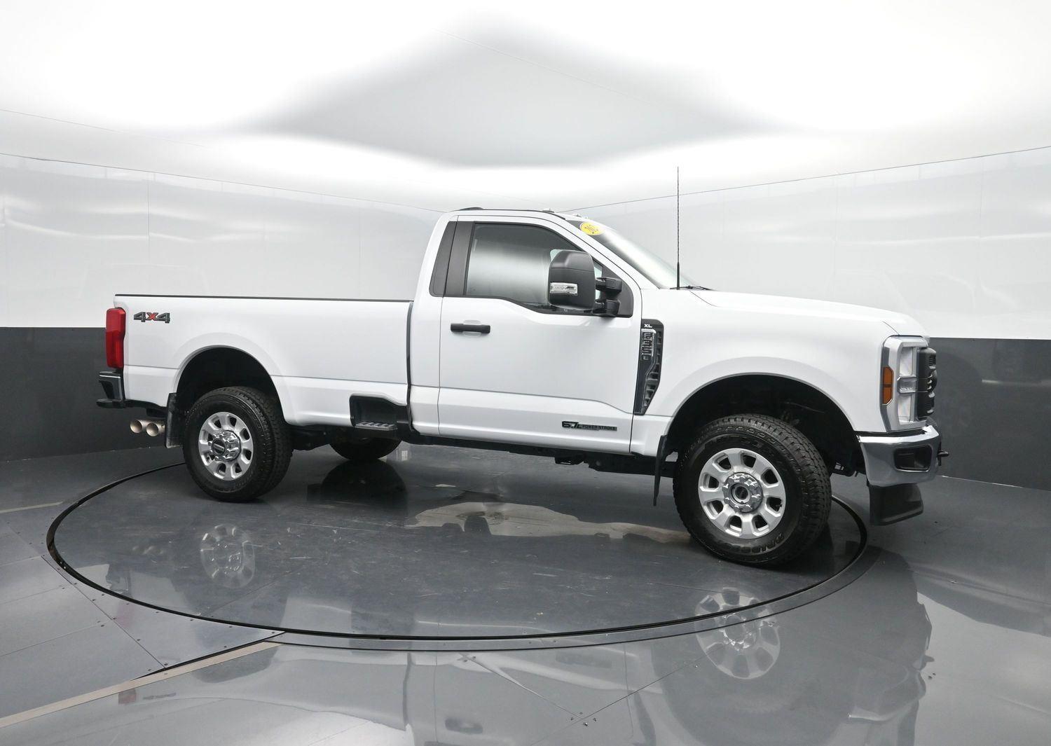 2024 Ford F-350 XL photo 3