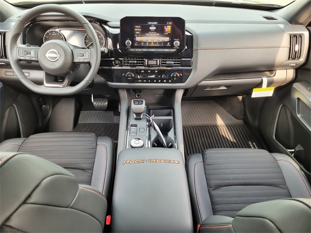 2025 Nissan Pathfinder Rock Creek photo 12