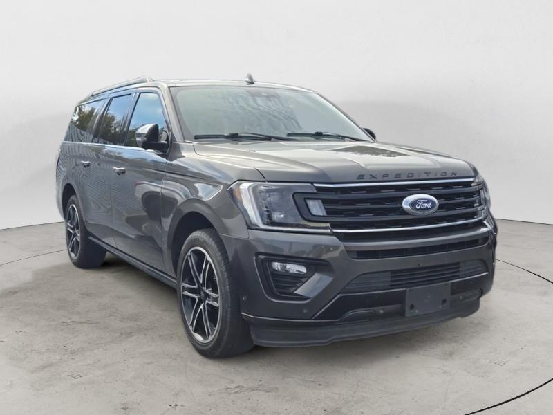 2021 Ford Expedition Limited's photo