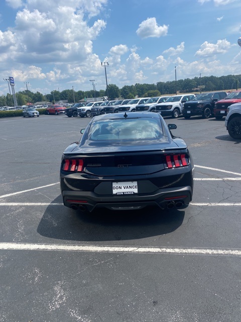 2025 Ford Mustang GT Premium photo 6