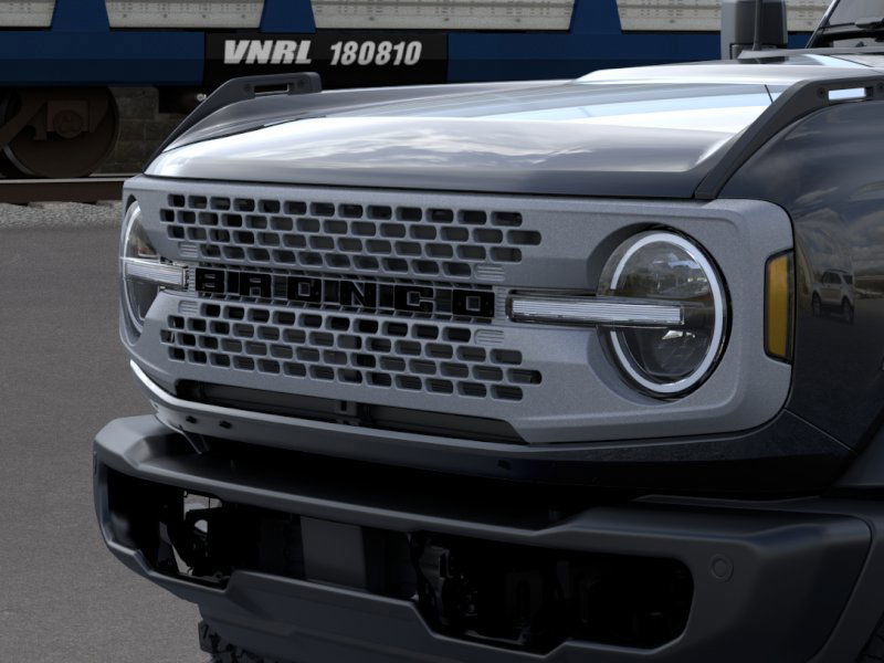 2025 Ford Bronco Badlands photo 16