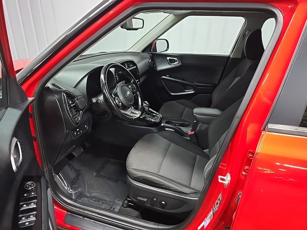 2020 Kia Soul EX photo 29