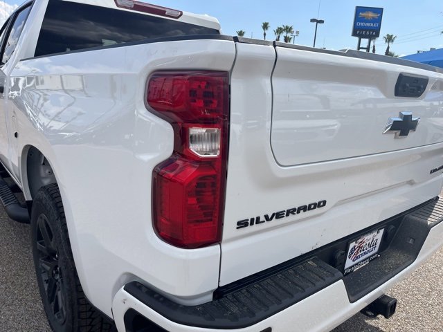 2026 Chevrolet Silverado 1500 Custom photo 9