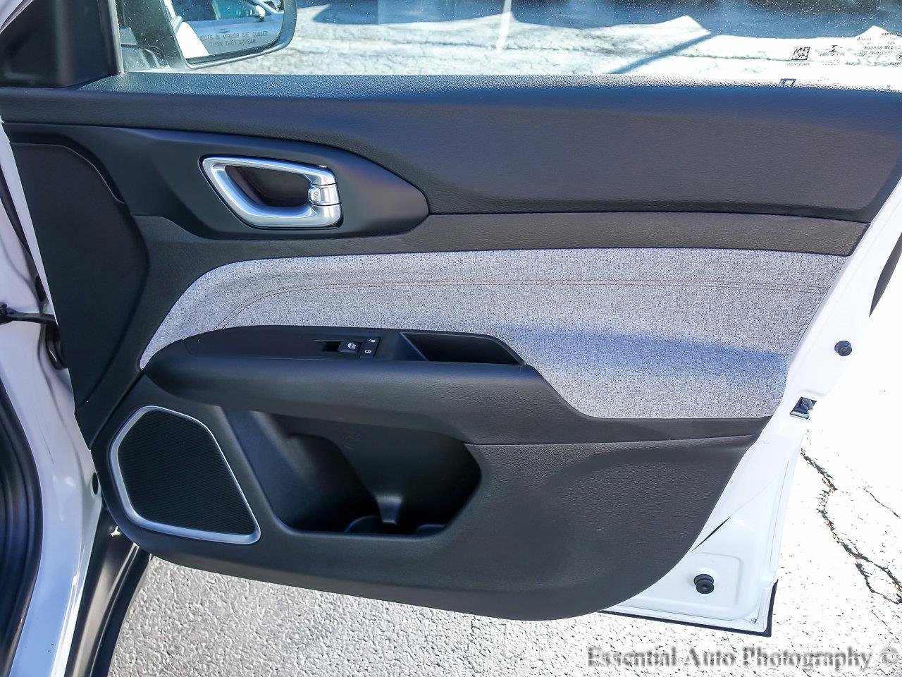 2022 JEEP COMPASS - Image 22