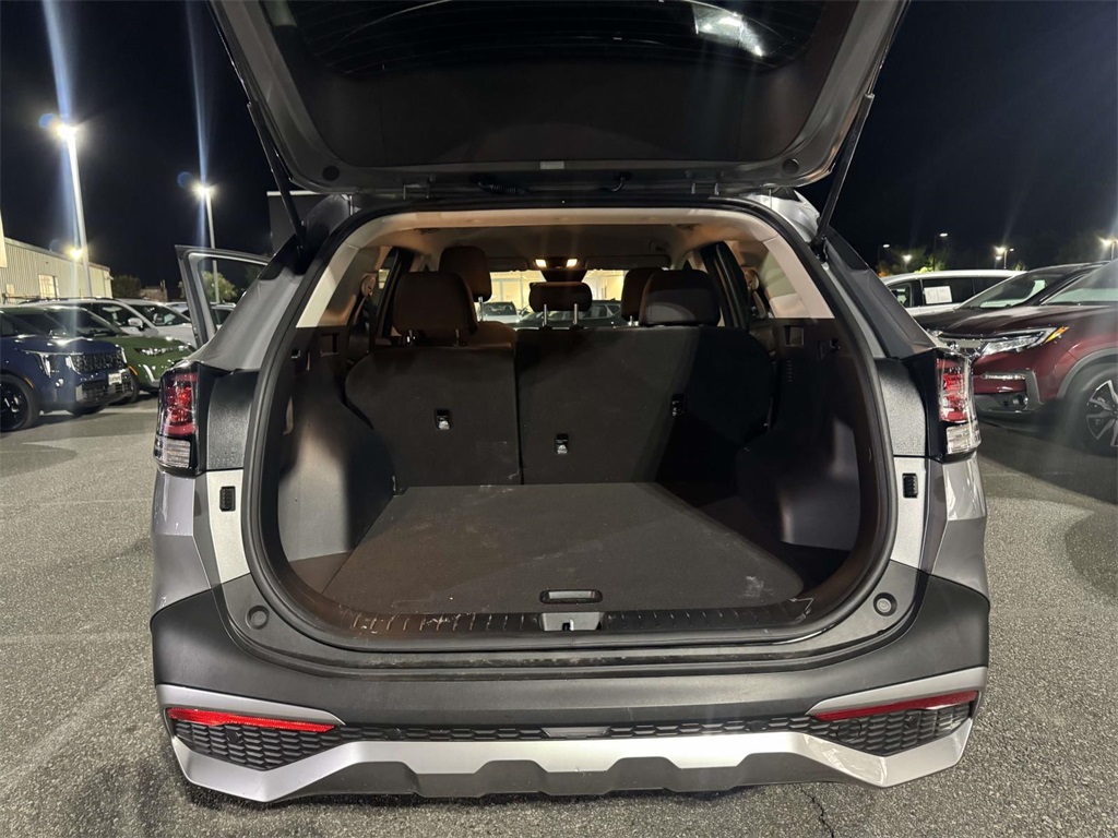 2025 Kia Sportage LX photo 16