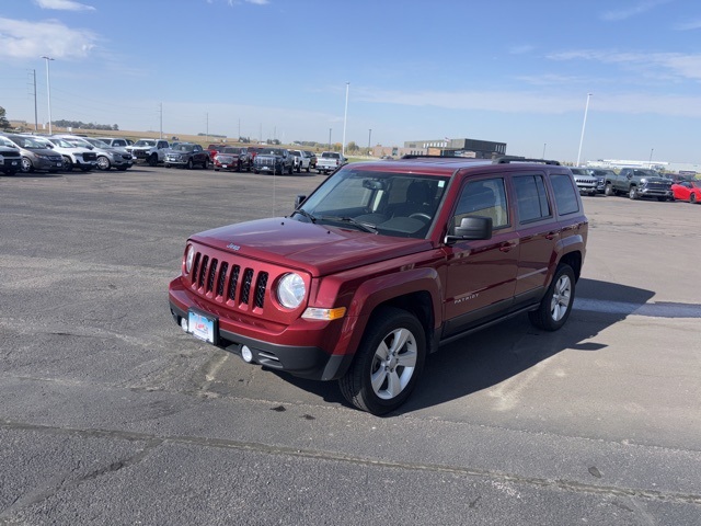 2016 Jeep Patriot Latitude photo 4