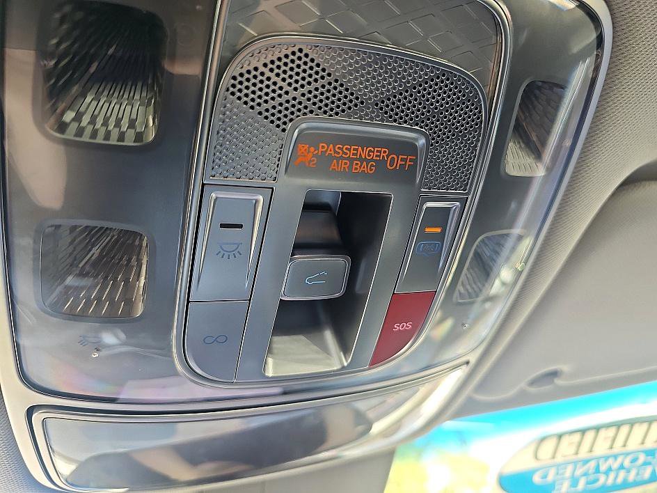 2025 Genesis G80 2.5T Advanced photo 29