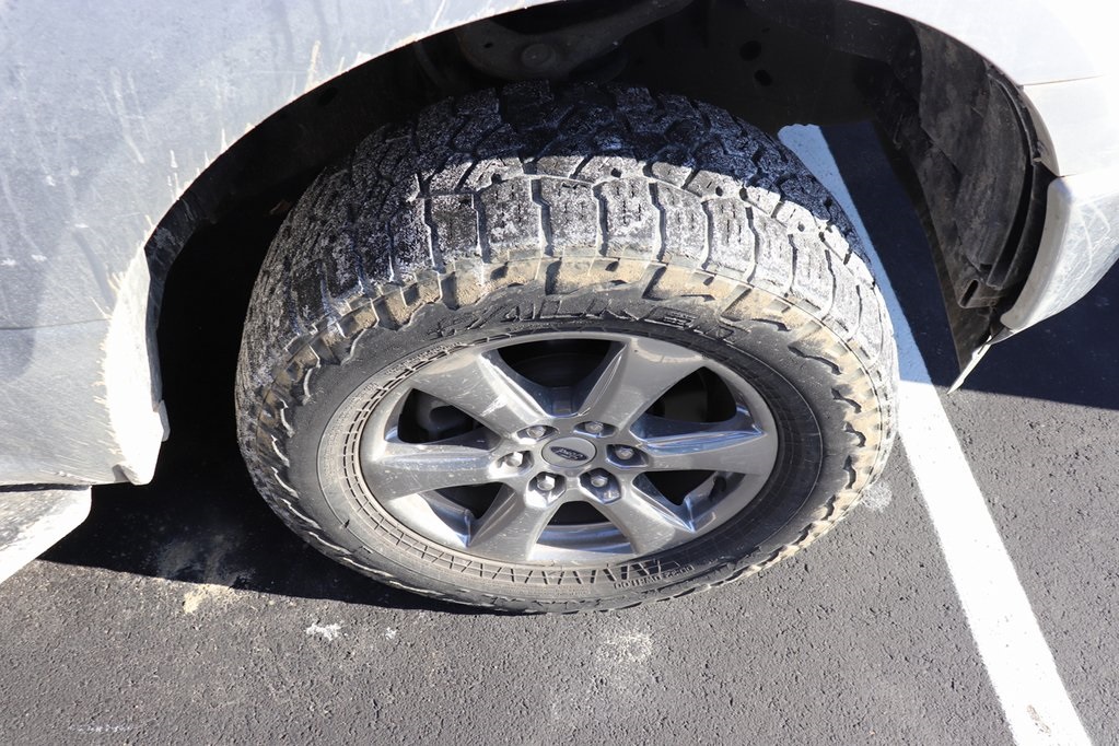 2018 Ford F-150 XLT photo 2