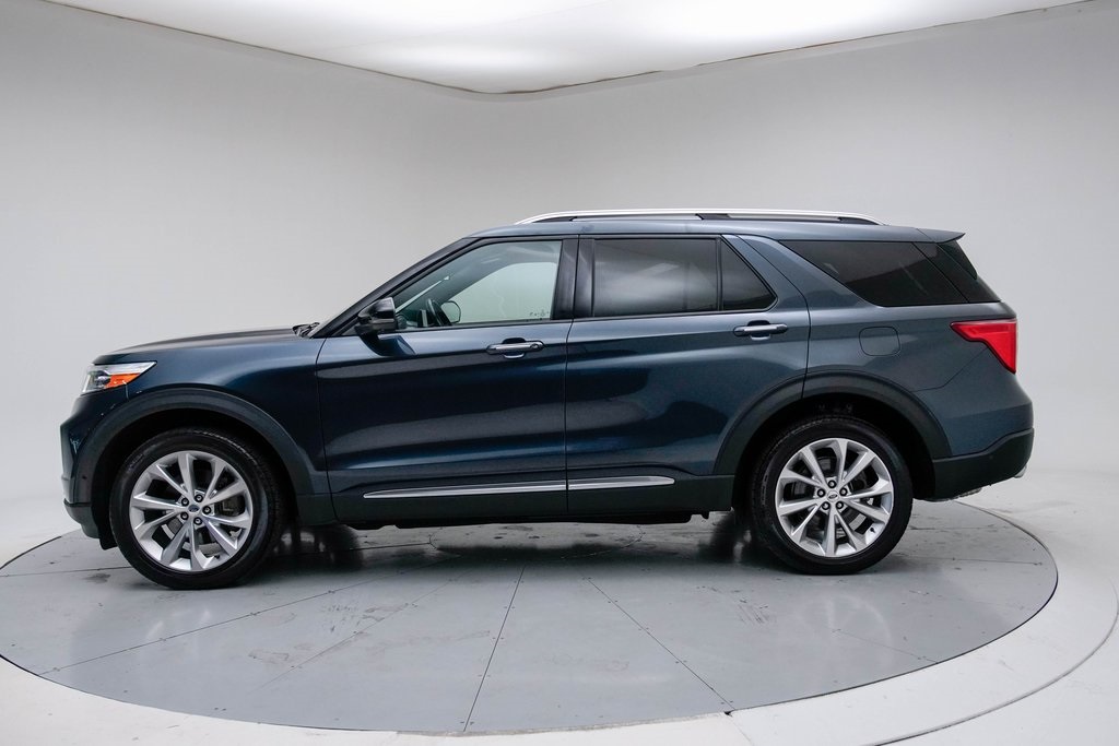 2022 Ford Explorer Hybrid Platinum photo 2