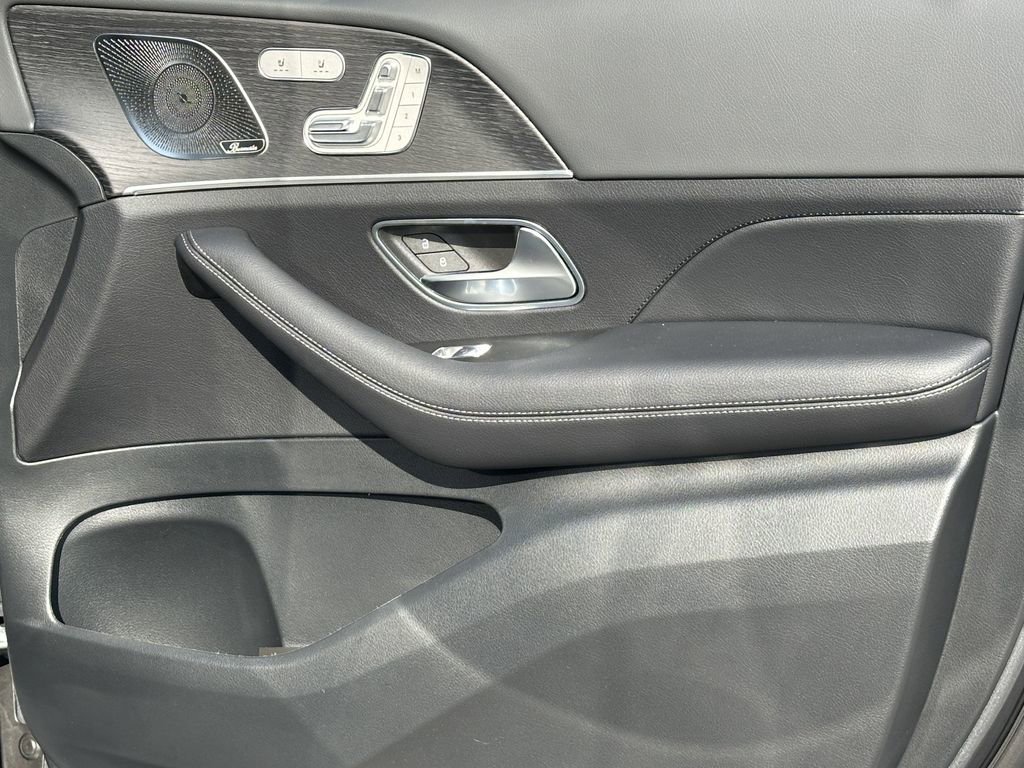 2025 Mercedes Benz GLE 350 4MATIC photo 16
