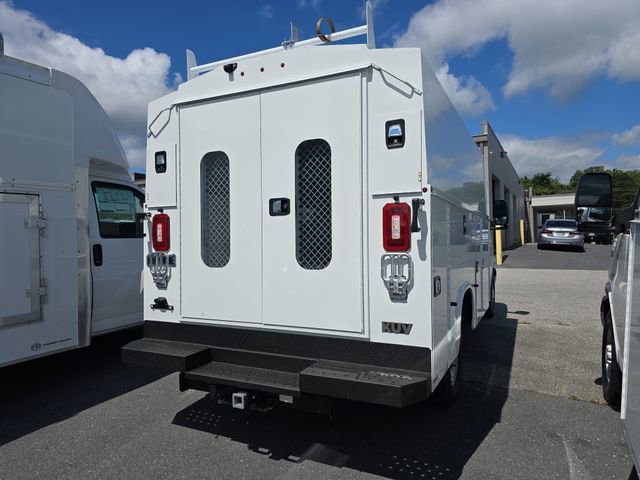 2025 Chevrolet Express 3500 Work Van photo 3