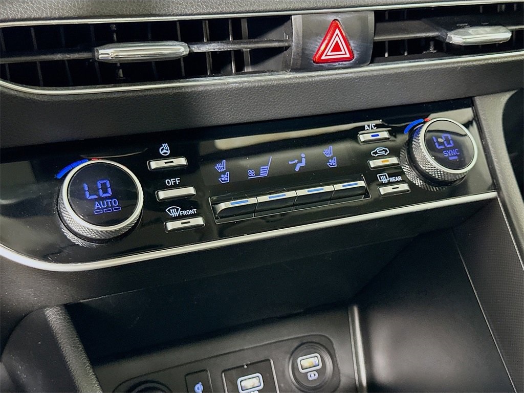 2022 Hyundai Sonata Limited photo 15