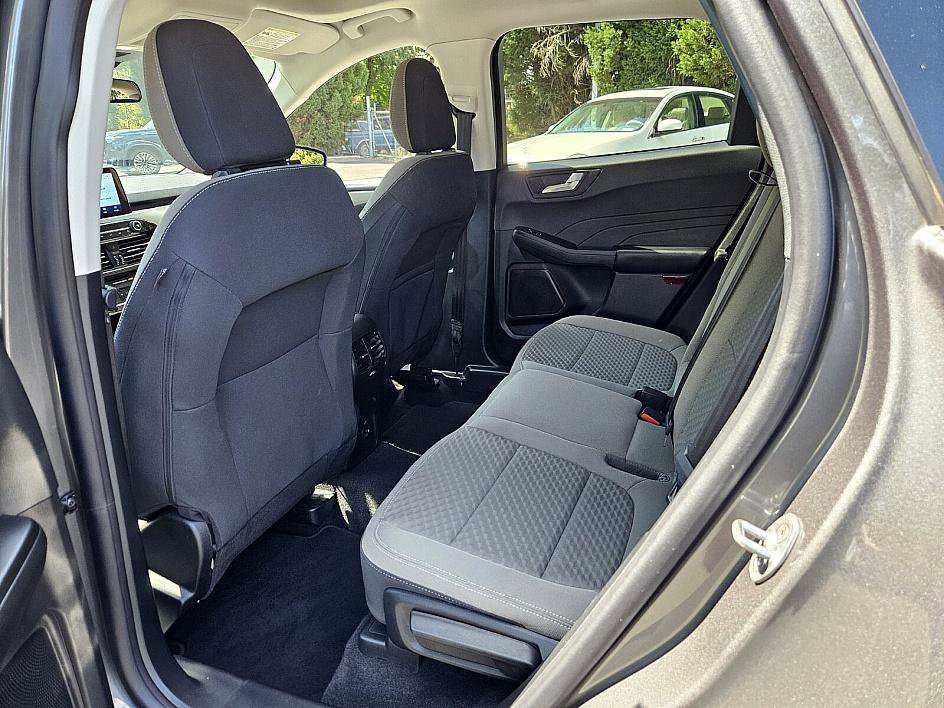 2021 Ford Escape SE photo 8