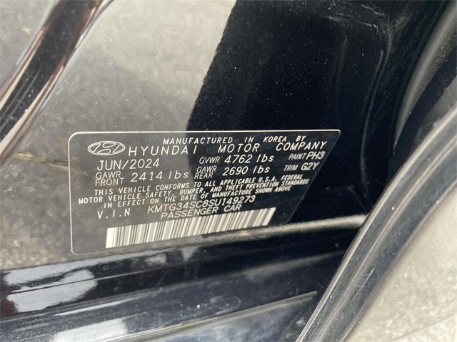 2025 Genesis G70 2.5T photo 19