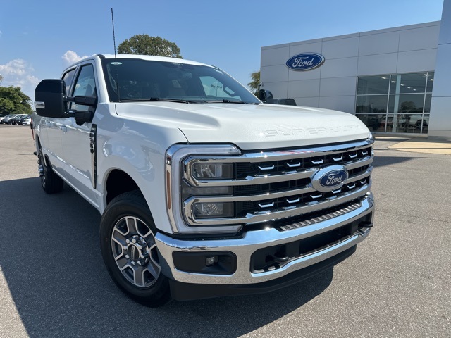 2026 Ford F-350 Lariat photo 5