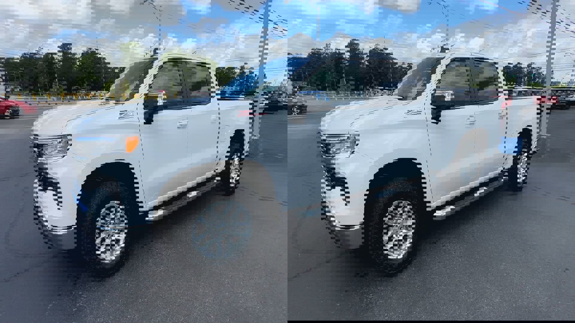 2025 Chevrolet Silverado 1500 LT photo 4