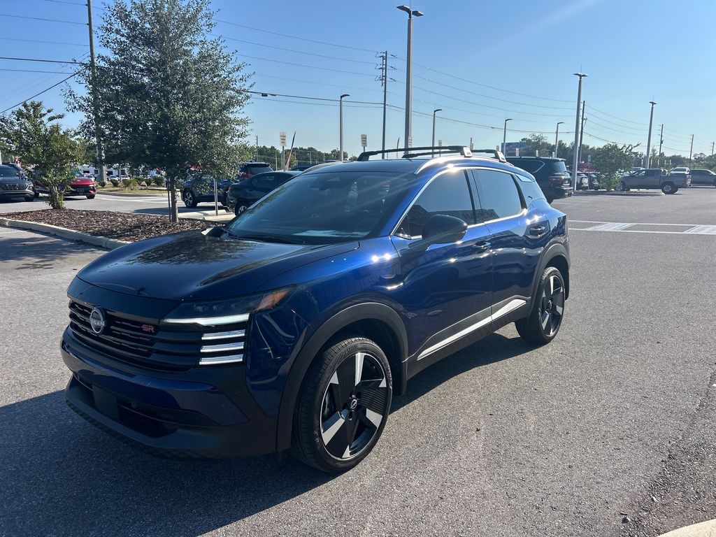 2026 Nissan Kicks SR photo 3