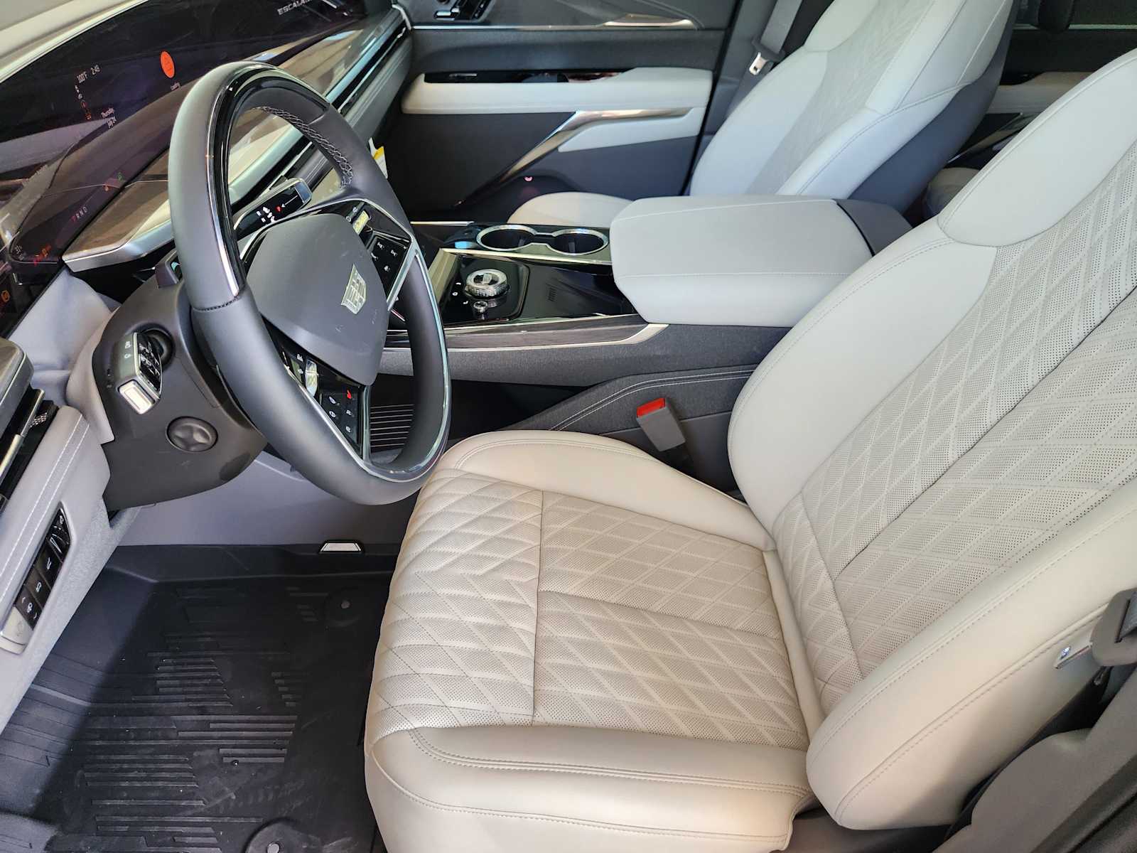 2026 Cadillac Escalade IQ Sport photo 8