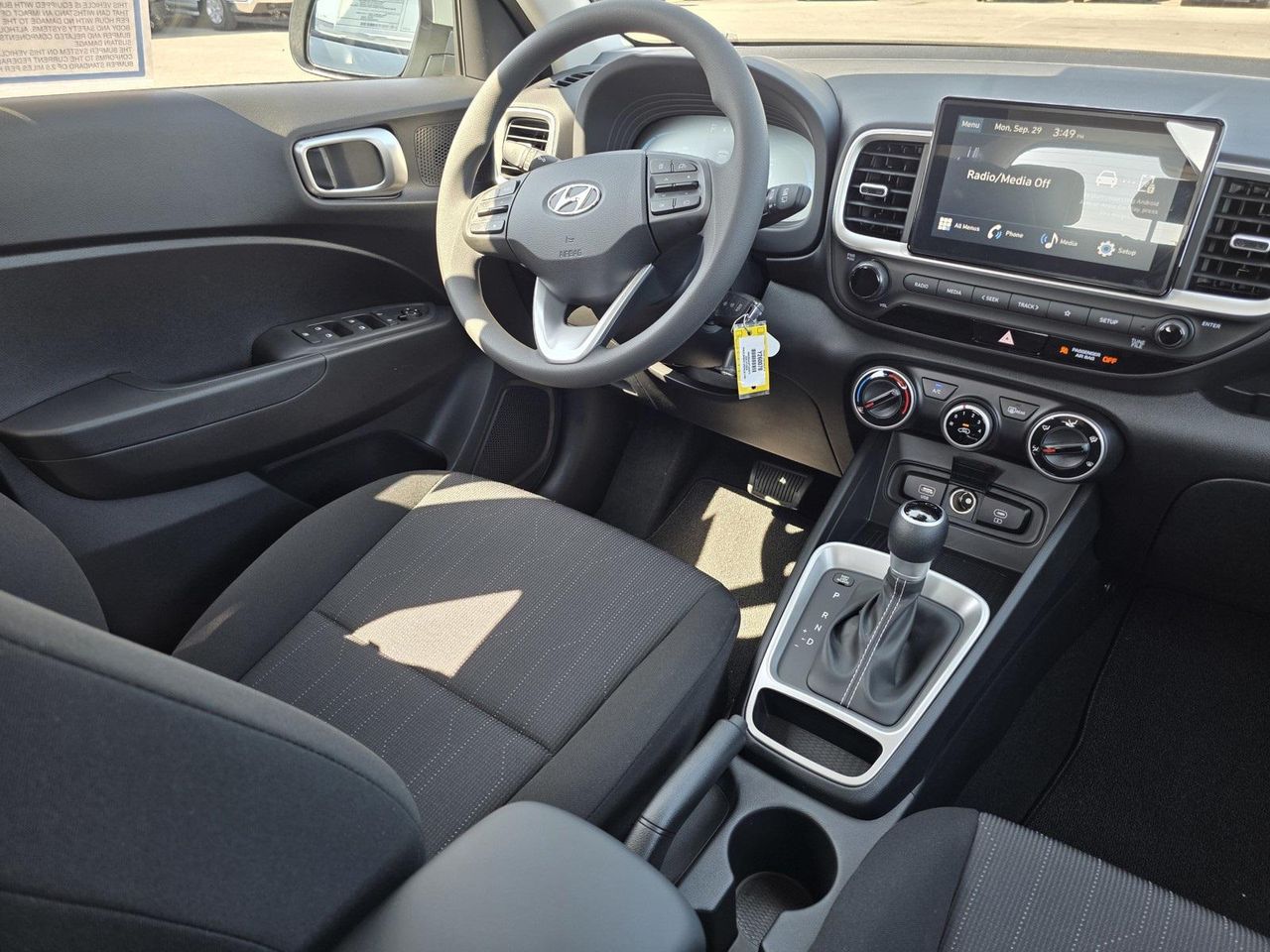 2026 Hyundai Venue SE photo 20