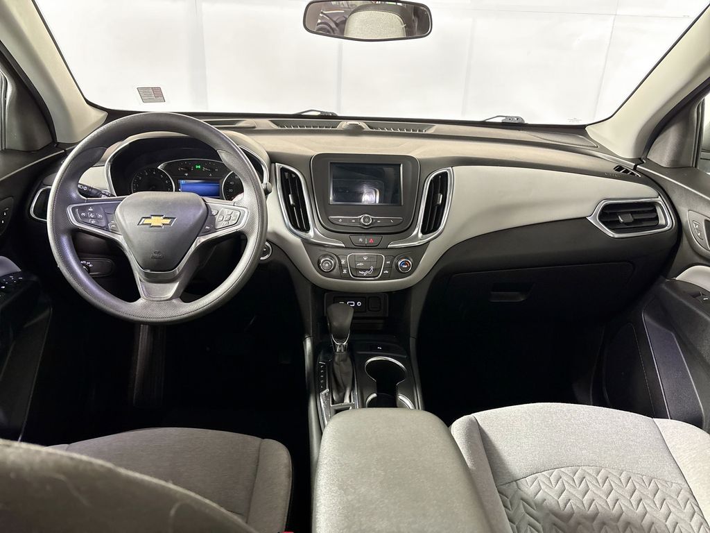 2022 Chevrolet Equinox LT photo 11