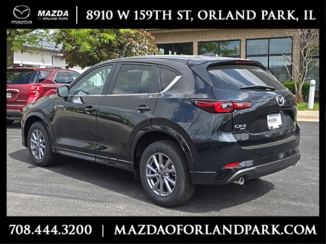 2025 Mazda CX-5 2.5 S Preferred photo 3