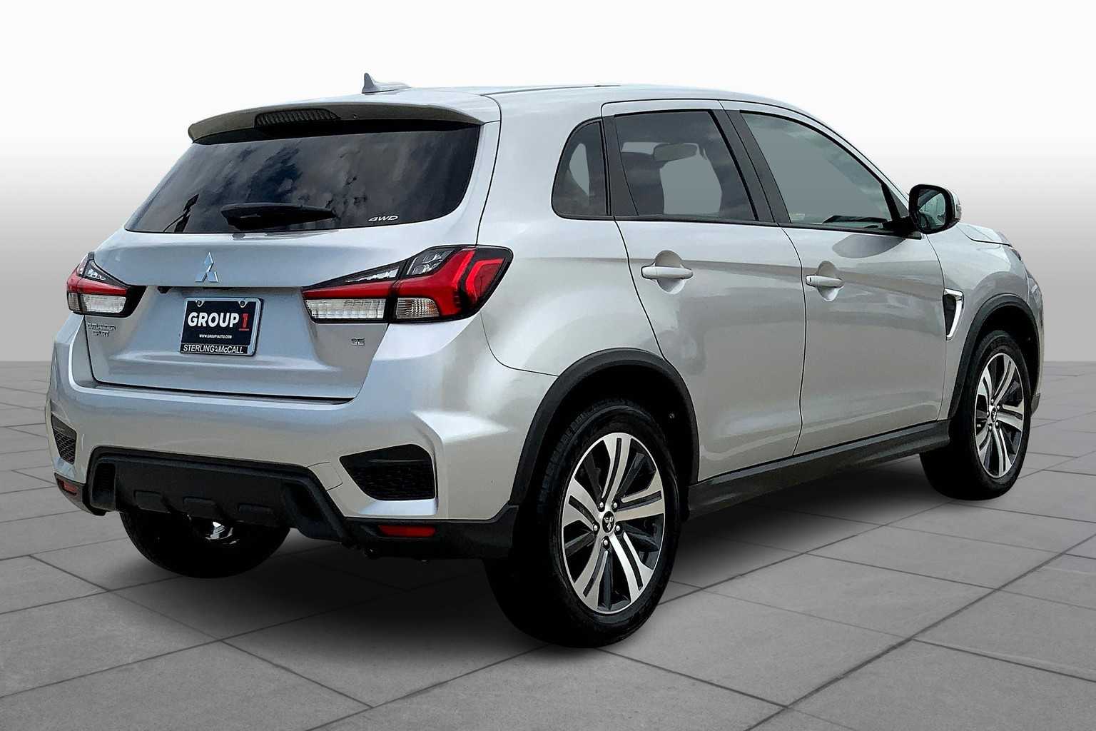 2024 Mitsubishi Outlander Sport SE photo 11
