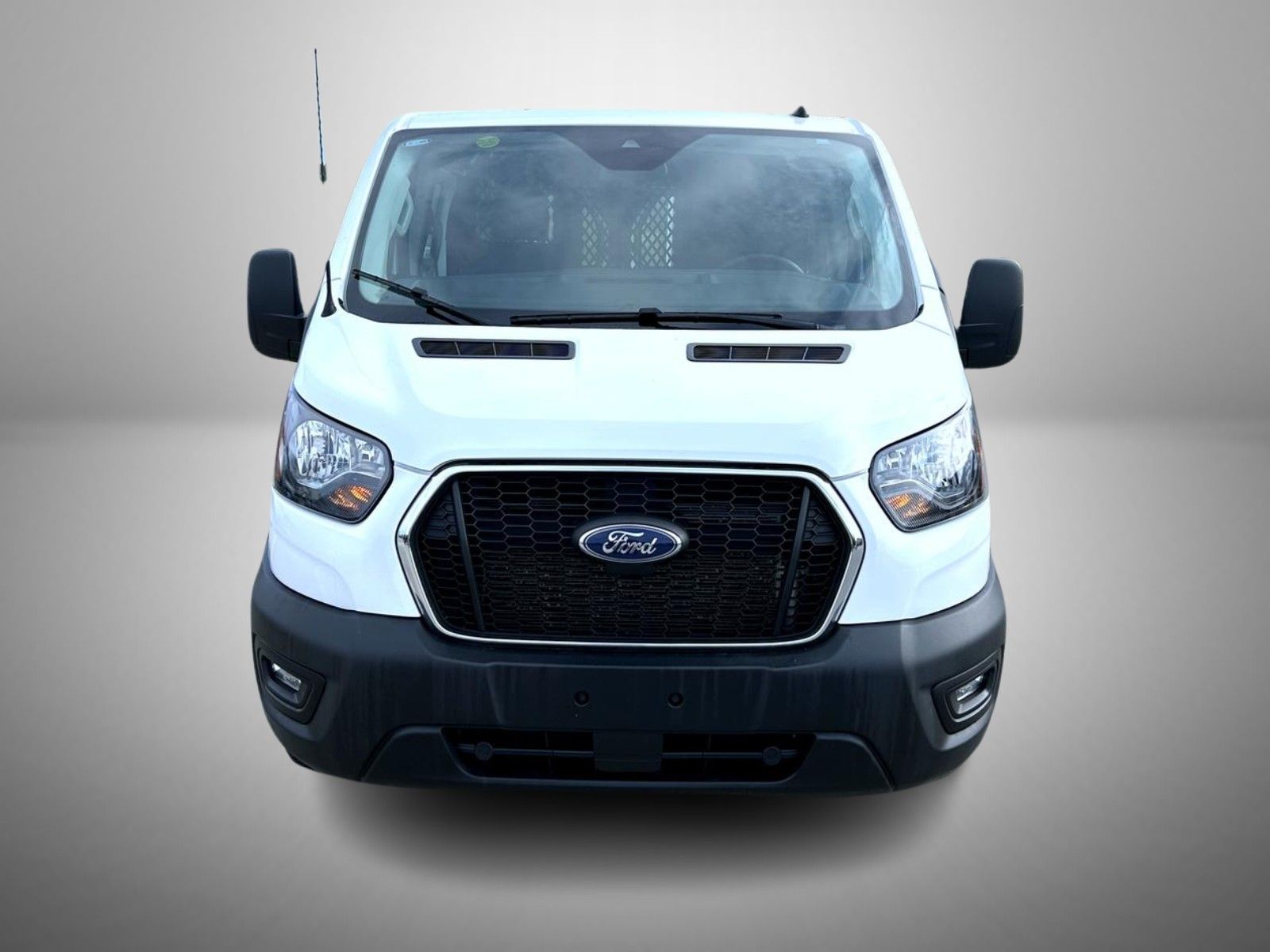 2024 Ford Transit photo 2
