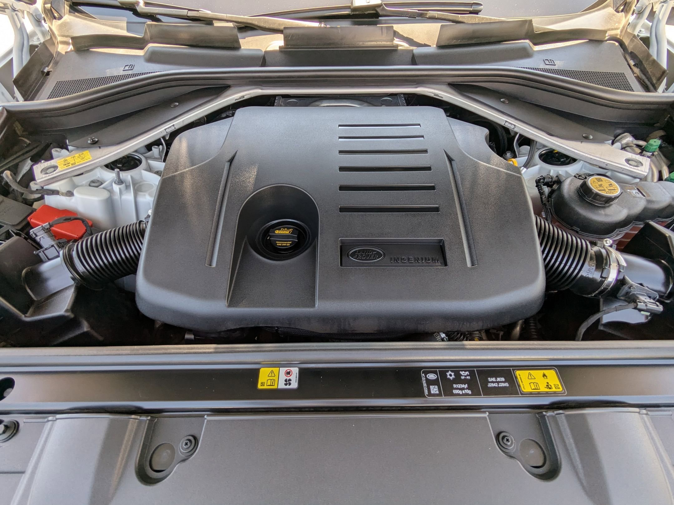 2023 Land Rover Range Rover SE photo 23