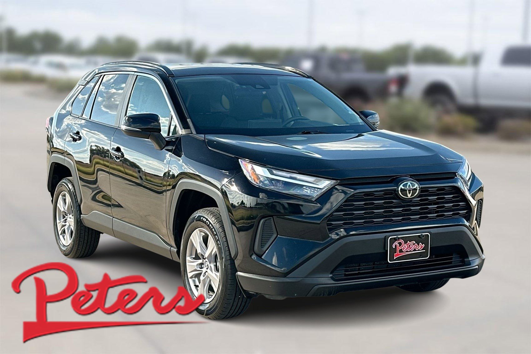 2022 Toyota RAV4 XLE's photo