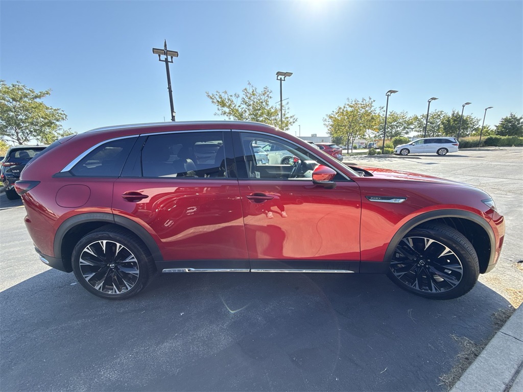 2024 Mazda CX-90 Plug-in Hybrid Premium photo 3
