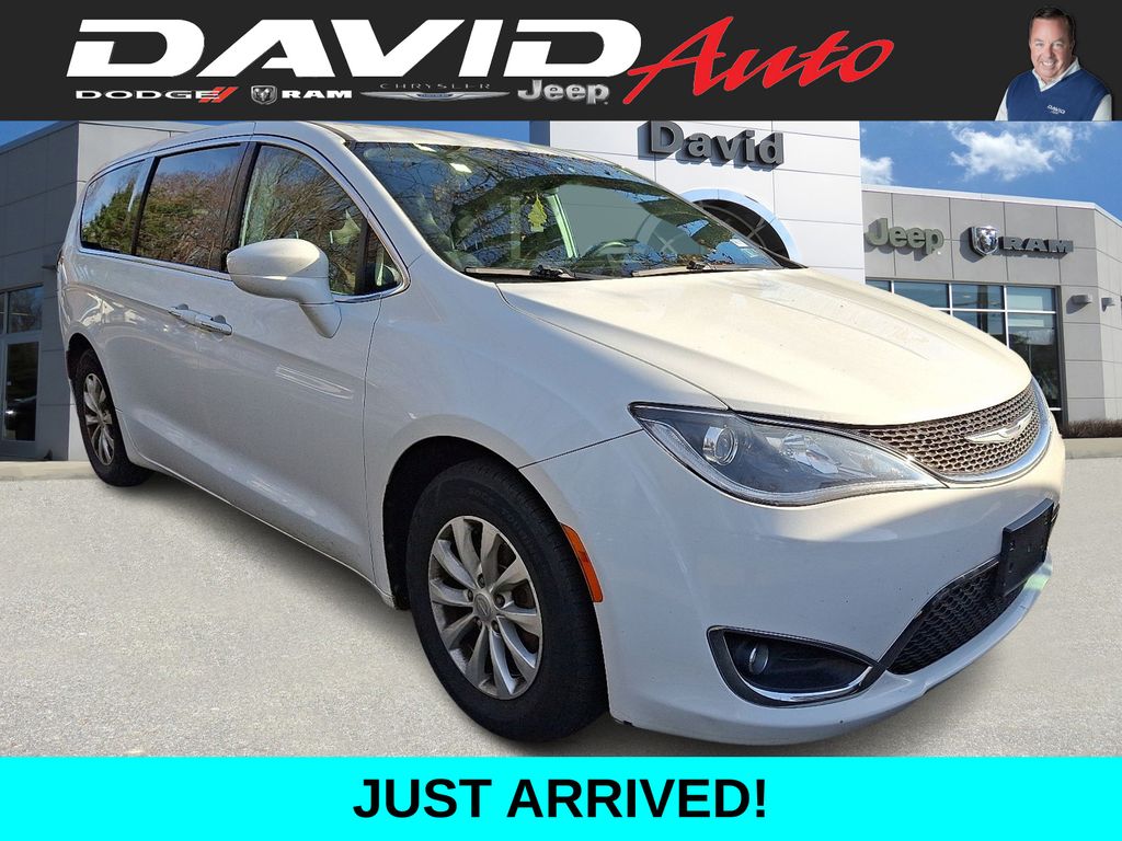 2018 Chrysler Pacifica Touring Plus