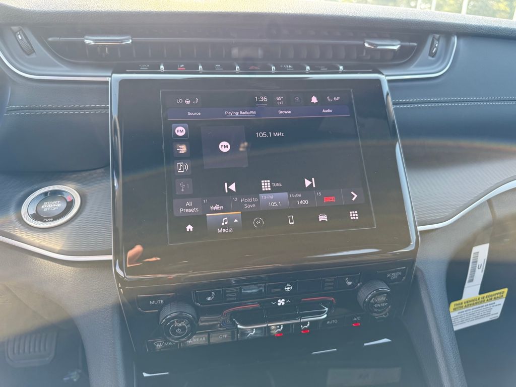 2025 Jeep Grand Cherokee Altitude X photo 16