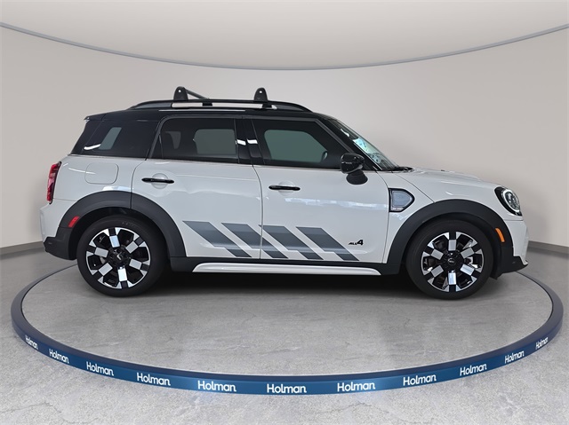 2024 Mini Cooper S Iconic photo 4