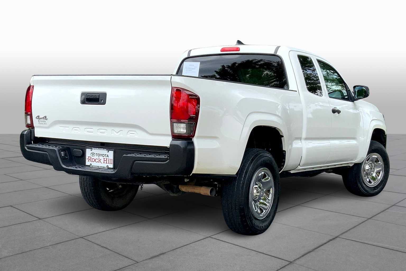 2021 Toyota Tacoma SR 4x4 Access Cab photo 11
