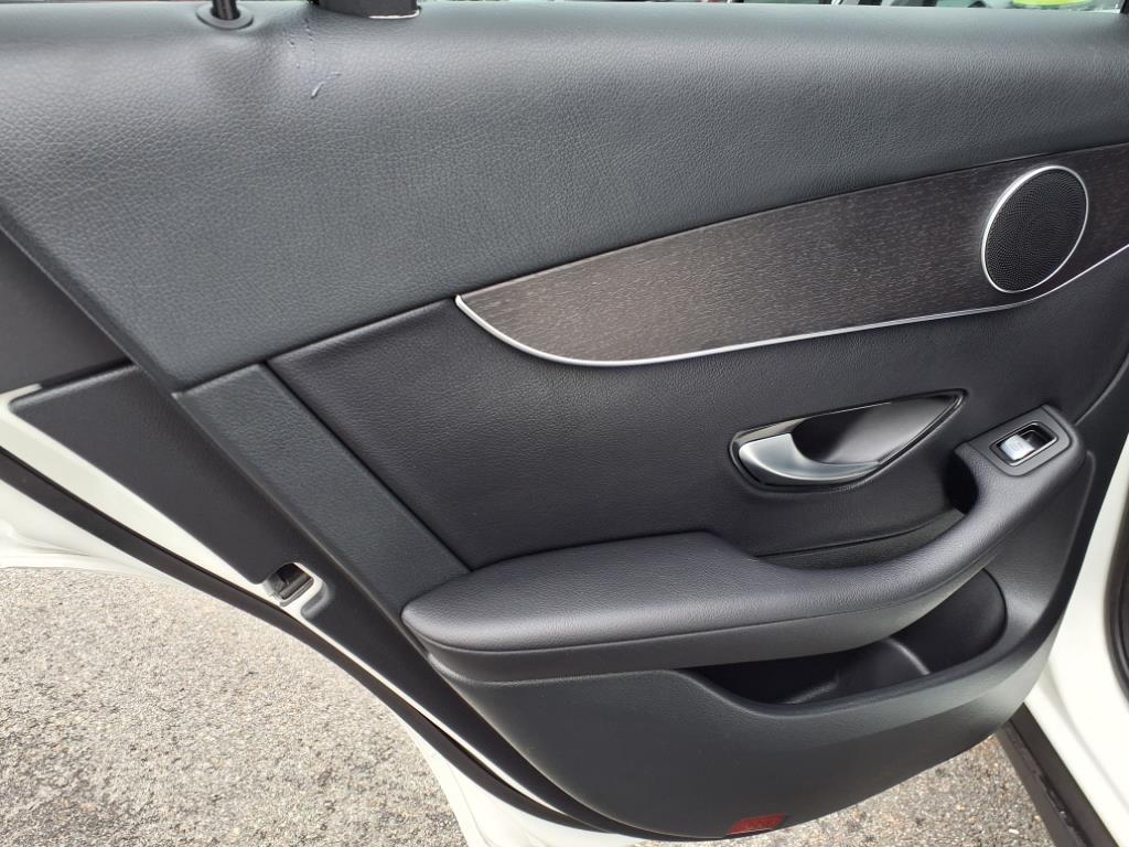 2022 Mercedes Benz GLC 300 4MATIC photo 10