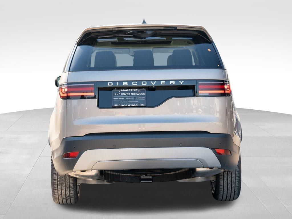 2025 Land Rover Discovery S photo 5