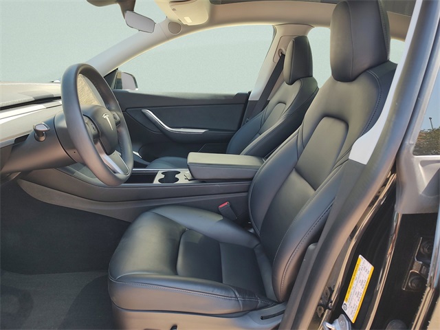 2022 Tesla Model Y Long Range photo 21