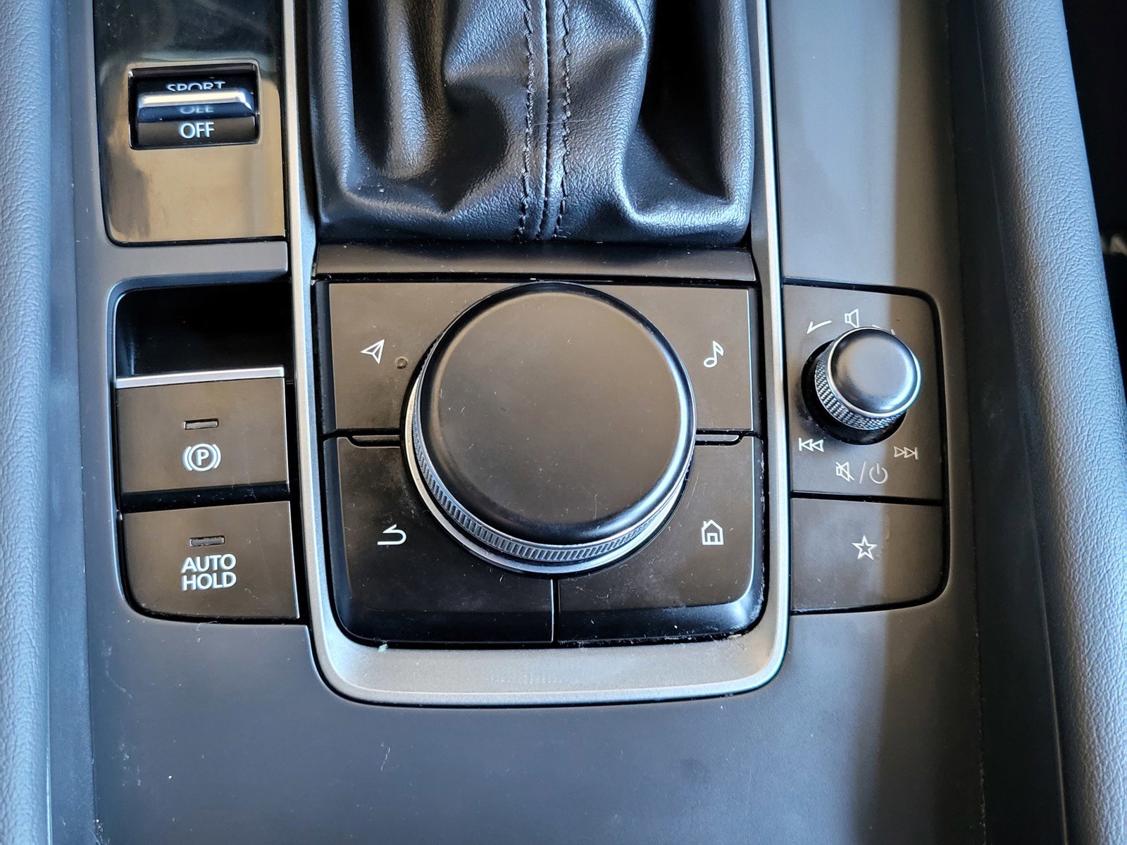 2022 Mazda Mazda3 Hatchback 2.5 s photo 20