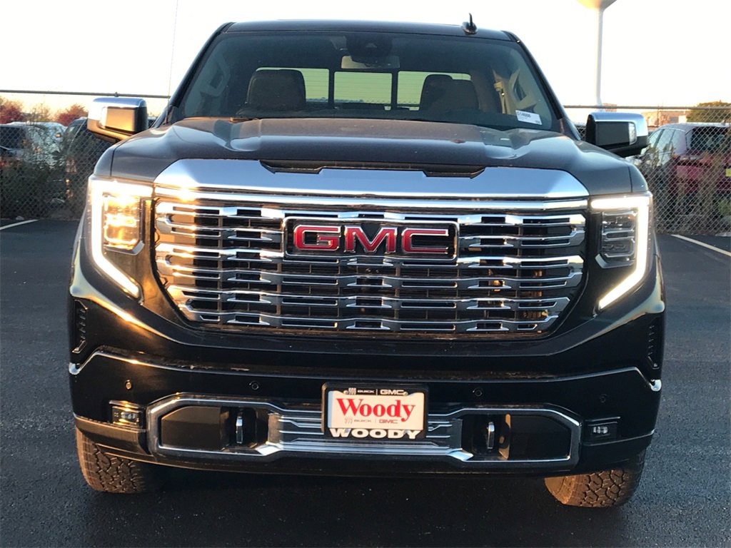 2026 GMC SIERRA - Image 2