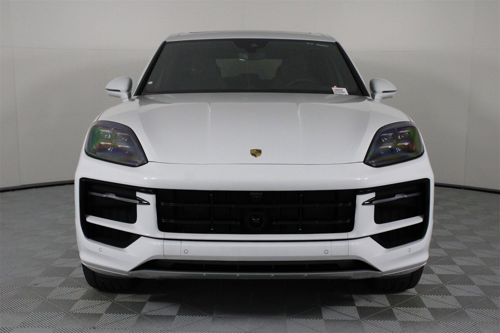 2026 Porsche Cayenne GTS photo 10
