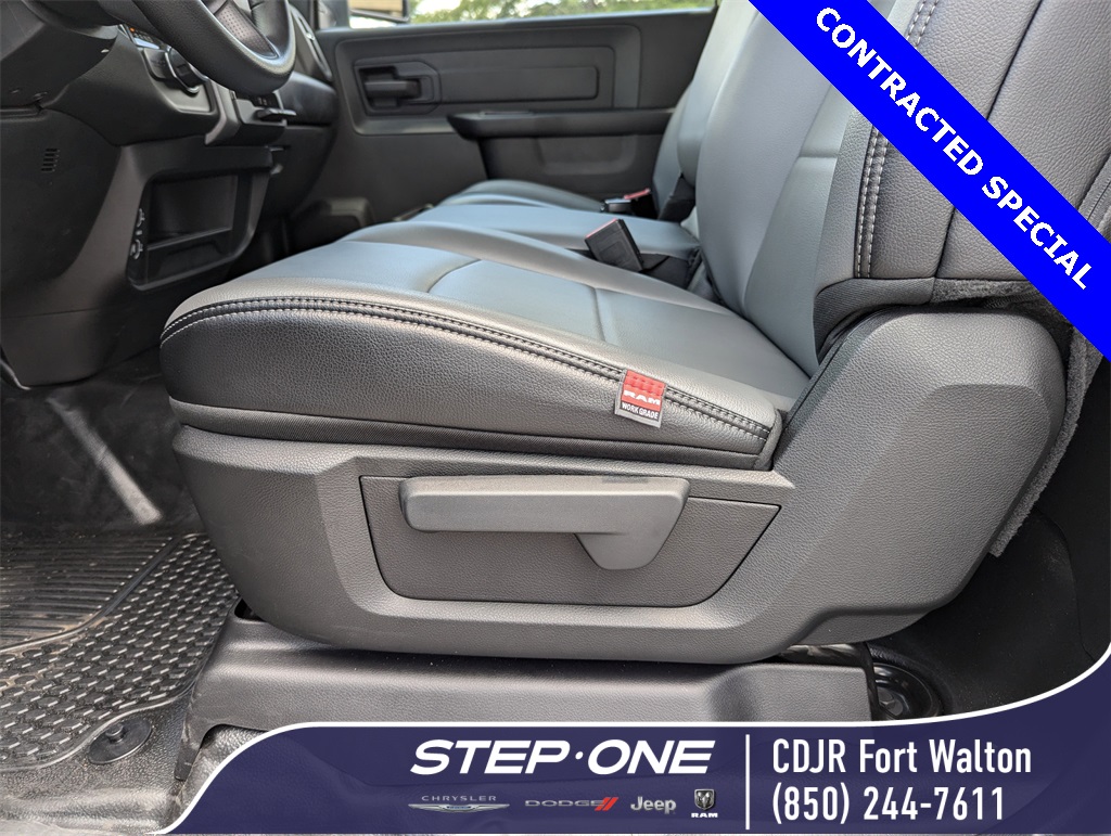 2023 Ram 2500 Tradesman photo 22