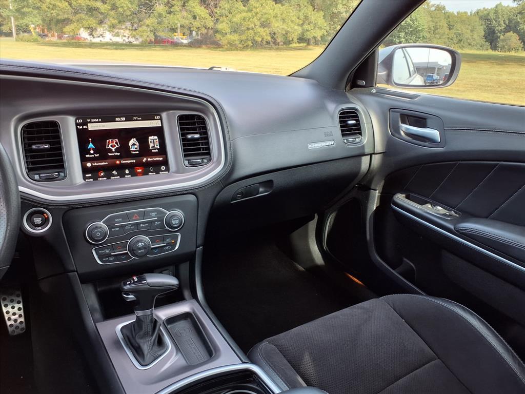 2022 Dodge Charger R/T photo 27